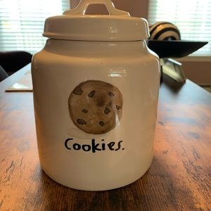 Rae Dunn boutique cookie jar